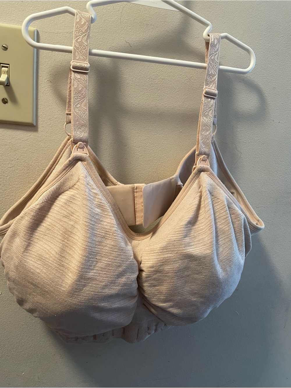 Kindred Bravely Sublime hands-free pumping/nursing bra - Pink